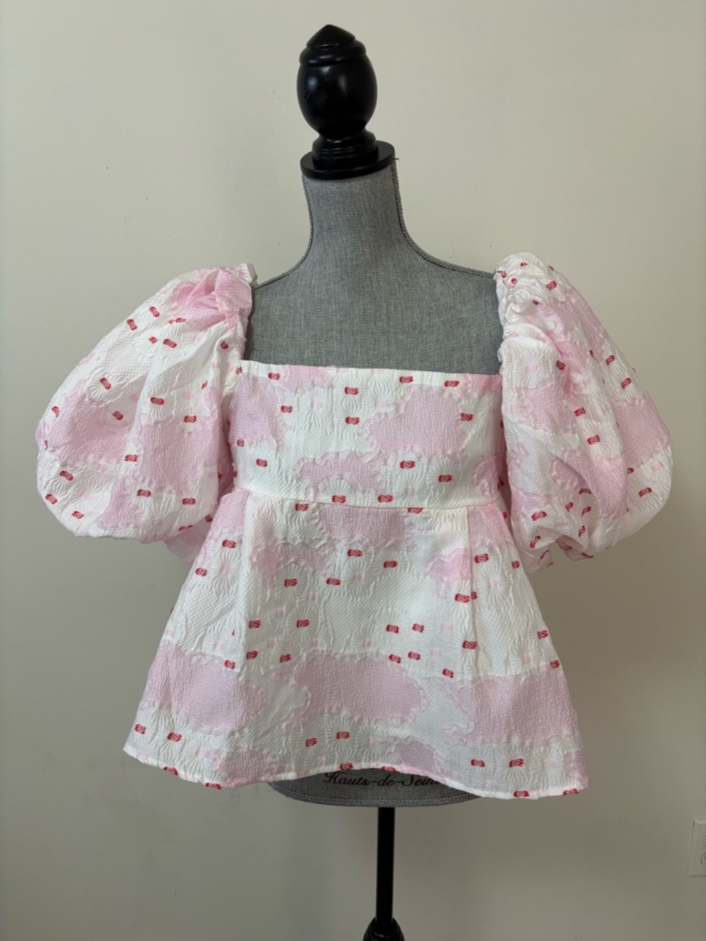 UrbanOutfitters DREAM sister Jane Venus Pink Puff-Sleeve  Jacquard Blouse - Picture 4 of 11